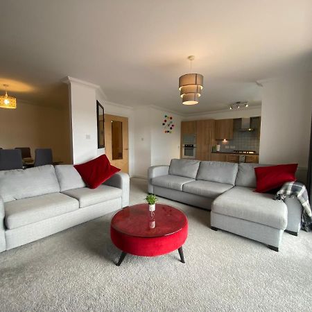 The Duplex Nairn- Spacious 3 Bedroom With Sunny Balcony Bagian luar foto