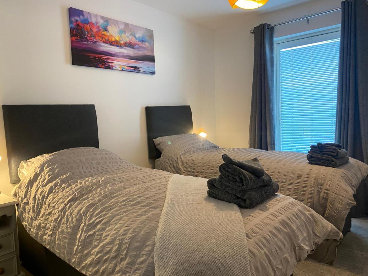 The Duplex Nairn- Spacious 3 Bedroom With Sunny Balcony Bagian luar foto